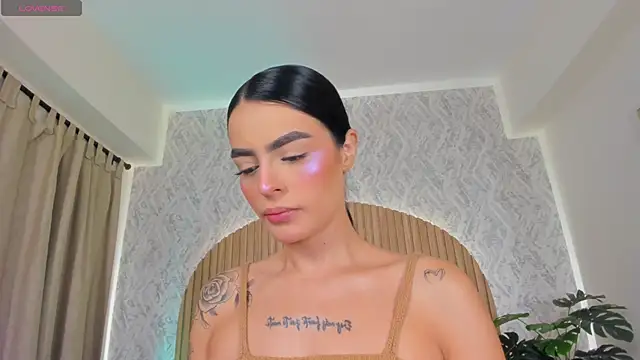 Sophiie Belle online show from September 17, 2025, 1:24 pm