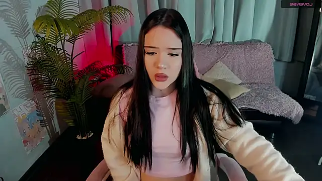  spicygirl online show from March 15, 2026, 9:22 pm