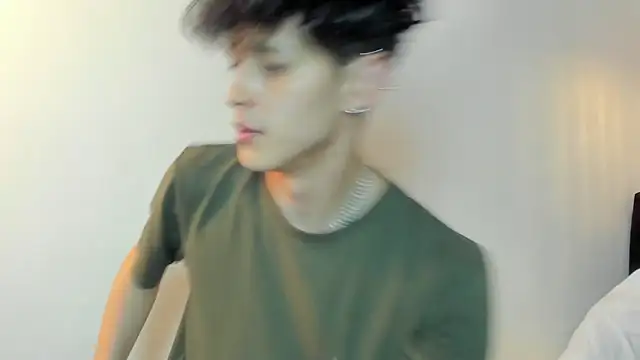  ruby red online show from November 6, 2025, 5:33 am