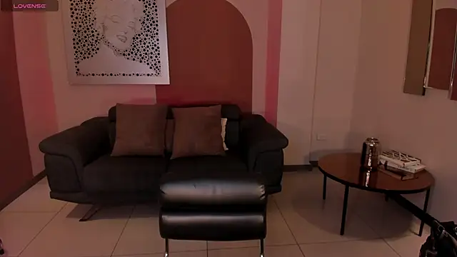 KatieAngelX online show from October 24, 2025, 11:31 am