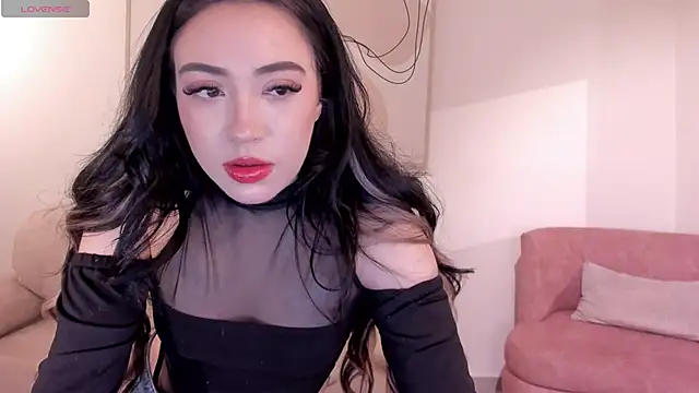 KatieAngelX online show from November 11, 2025, 10:43 am