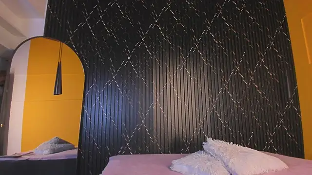 Snapshot of Miss_Ariaa chatting on October 28, 2025, 11:09 am Miss Ariaa online show from October 28, 2025, 11:09 am