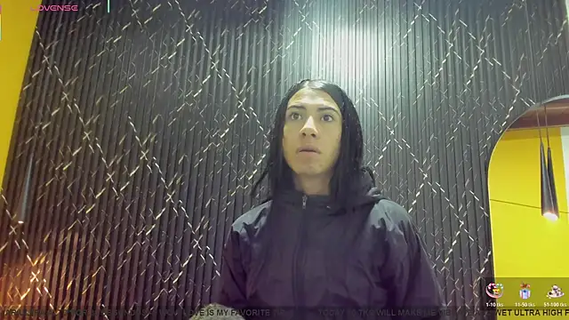 Snapshot of Miss_Ariaa chatting on November 19, 2025, 10:48 am Miss Ariaa online show from November 19, 2025, 10:48 am