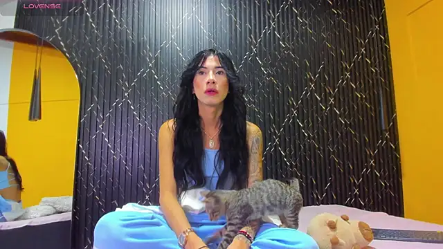 Snapshot of Miss_Ariaa chatting on October 21, 2025, 11:31 am Miss Ariaa online show from October 21, 2025, 11:31 am