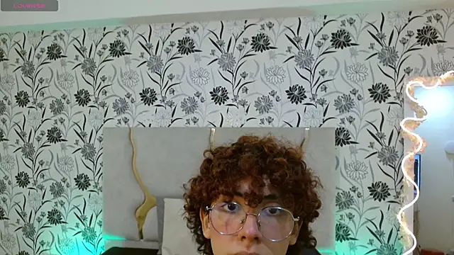 YESSY TAY online show from October 2, 2025, 7:28 pm