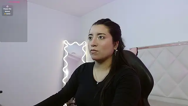 NANAKY TAY online show from October 24, 2025, 12:04 pm