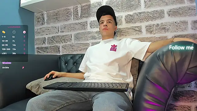 kevinn blue1 online show from September 22, 2025, 11:11 pm