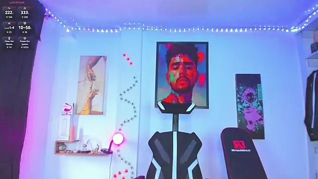 JordanRossie online show from October 19, 2025, 5:48 pm