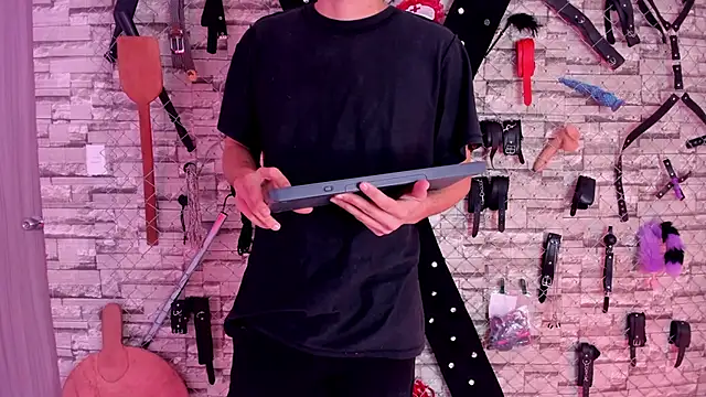 Snapshot of Dmorningstar_bdsm chatting on January 15, 2026, 8:56 pm Dmorningstar bdsm online show from January 15, 2026, 8:56 pm