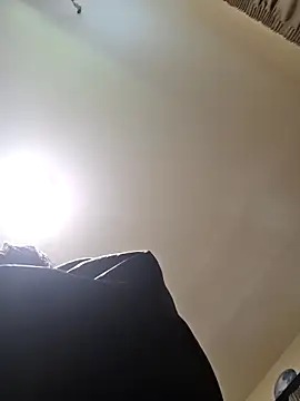 Snapshot of Trixtbang chatting on November 7, 2025, 9:41 pm Trixtbang online show from November 7, 2025, 9:41 pm