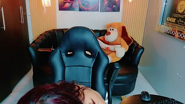 ElectrogoDdess online show from November 14, 2025, 3:54 am