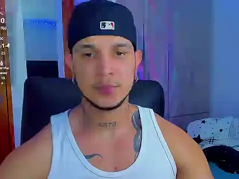  curryboy  online show from September 18, 2025, 11:41 pm