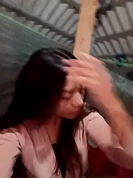 Snapshot of -Miu-98 chatting on October 28, 2025, 9:03 pm -Miu-98 online show from October 28, 2025, 9:03 pm