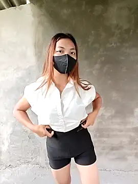 Snapshot of -Miu-98 chatting on October 3, 2025, 12:03 am -Miu-98 online show from October 3, 2025, 12:03 am