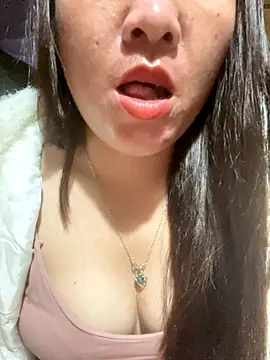 Luna-ass online show from December 2, 2025, 1:24 pm