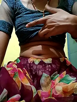 Snapshot of Hot_monalia chatting on September 20, 2025, 6:46 pm Hot monalia online show from September 20, 2025, 6:46 pm