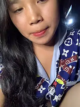 Luna-xinh04 online show from September 25, 2025, 8:42 am