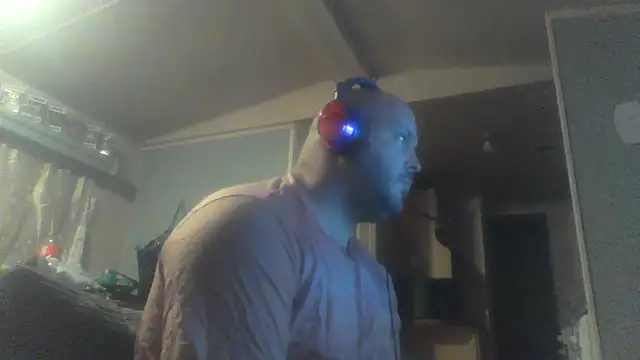 BeardedViking089 online show from October 1, 2025, 8:57 pm