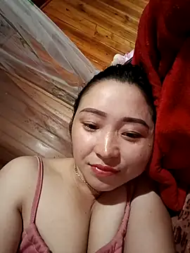 xianglove online show from September 19, 2025, 5:33 am