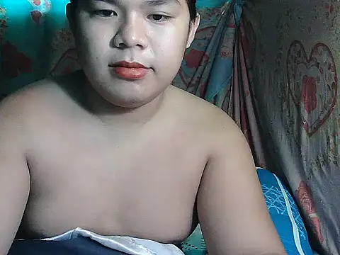 Huntrix2025 online show from June 4, 2026, 9:41 pm