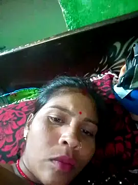 Snapshot of Sort_xr12 chatting on October 28, 2025, 7:02 pm Sort xr12 online show from October 28, 2025, 7:02 pm