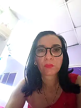 roxanamillf online show from September 22, 2025, 1:06 pm