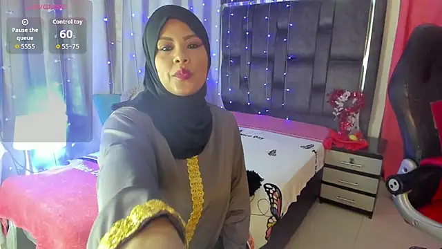 Snapshot of MalakChauriye chatting on February 1, 2026, 1:09 pm MalakChauriye online show from February 1, 2026, 1:09 pm