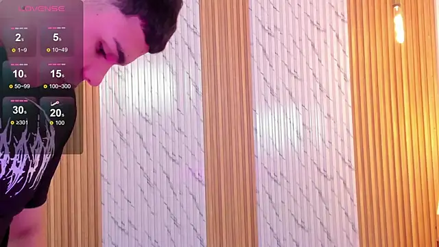 james jonnes online show from November 19, 2025, 7:58 pm