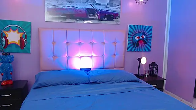 Snapshot of Sabriinaa_Foxx chatting on October 9, 2025, 12:38 pm Sabriinaa Foxx online show from October 9, 2025, 12:38 pm