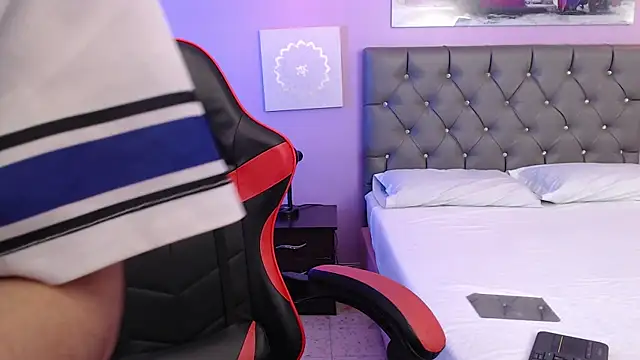 Snapshot of Sabriinaa_Foxx chatting on November 25, 2025, 3:45 pm Sabriinaa Foxx online show from November 25, 2025, 3:45 pm