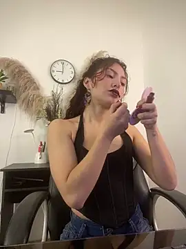 Snapshot of Sabriinaa_Foxx chatting on April 30, 2026, 2:02 pm Sabriinaa Foxx online show from April 30, 2026, 2:02 pm