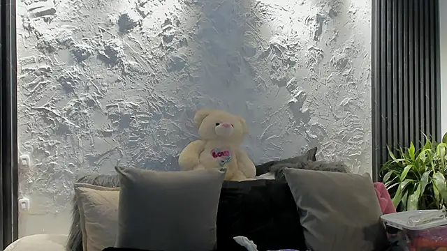 joselin rouse online show from March 7, 2026, 12:54 pm