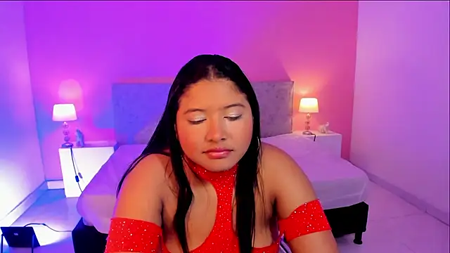 JulietEmber45 online show from September 21, 2025, 12:32 pm