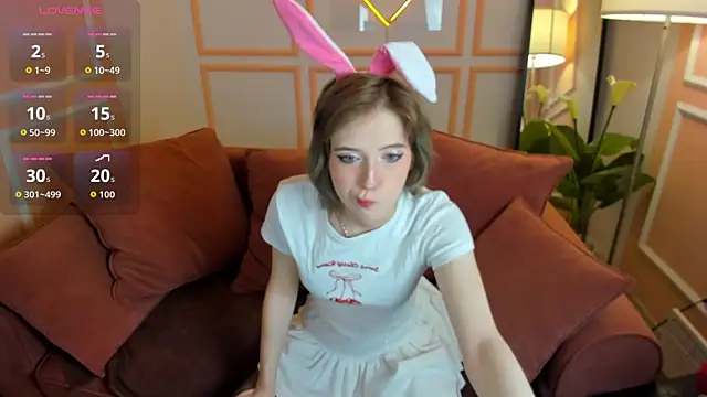 MorgyAsuna  online show from October 19, 2025, 1:36 pm