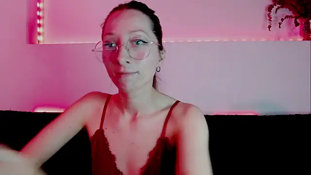 Nia Diaz online show from September 21, 2025, 10:59 pm