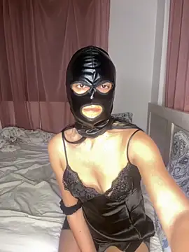 Snapshot of YourRussianGirl chatting on October 20, 2025, 6:52 pm YourRussianGirl online show from October 20, 2025, 6:52 pm