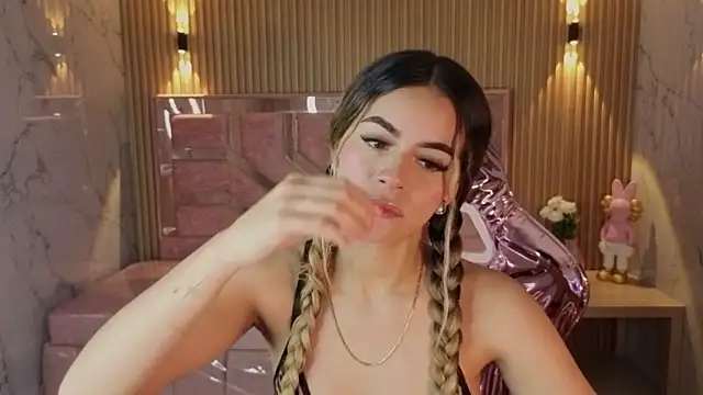 lilith4 s online show from March 31, 2026, 8:11 pm