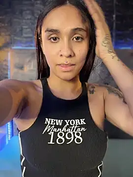 Snapshot of Isabella-Teen chatting on February 10, 2026, 1:48 am Isabella-Teen online show from February 10, 2026, 1:48 am