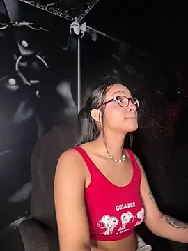 Isabella-Teen online show from May 16, 2026, 1:48 am