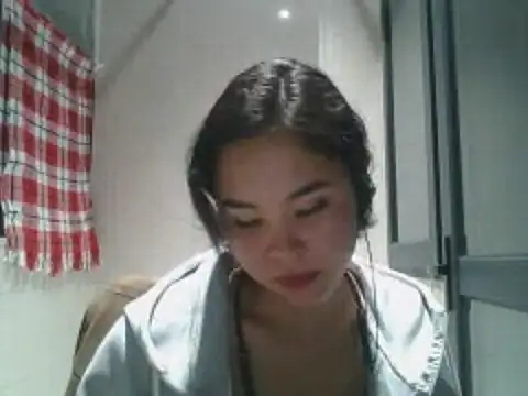 JennyCarpenter online show from November 12, 2025, 10:52 am