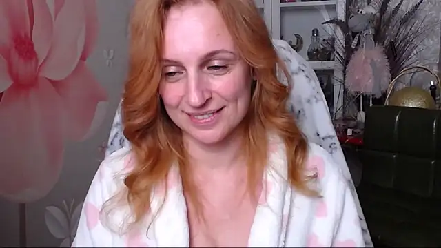 Snapshot of Venus_love1 chatting on March 10, 2025, 9:40 pm Venus love1 online show from March 10, 2025, 9:40 pm