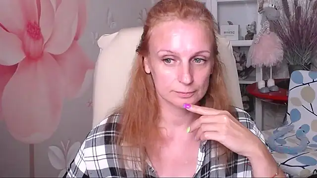 Snapshot of Venus_love1 chatting on June 18, 2026, 5:29 pm Venus love1 online show from June 18, 2026, 5:29 pm