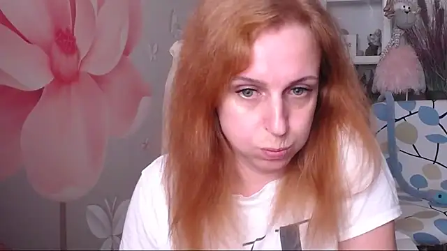 Snapshot of Venus_love1 chatting on May 20, 2026, 4:26 pm Venus love1 online show from May 20, 2026, 4:26 pm