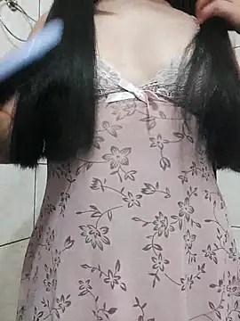 madrastasp online show from November 15, 2025, 7:29 pm