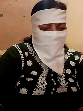 Love-890 online show from October 30, 2025, 4:22 am