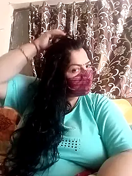 Love-890 online show from November 5, 2025, 4:59 am