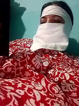 Love-890 online show from November 19, 2025, 8:31 pm