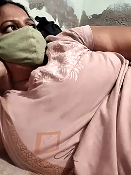 Snapshot of Mmm143 chatting on January 31, 2026, 7:12 pm Mmm143 online show from January 31, 2026, 7:12 pm