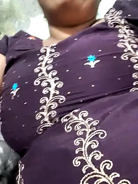 Mmm143 online show from October 8, 2025, 4:03 am