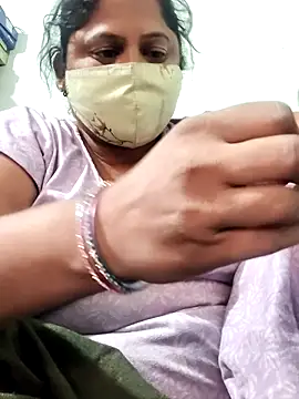 Mmm143 online show from November 27, 2025, 4:02 am